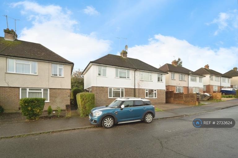 3 bedroom house in Hyde View Road, Harpenden, AL5 (3 bed) (#2733624)