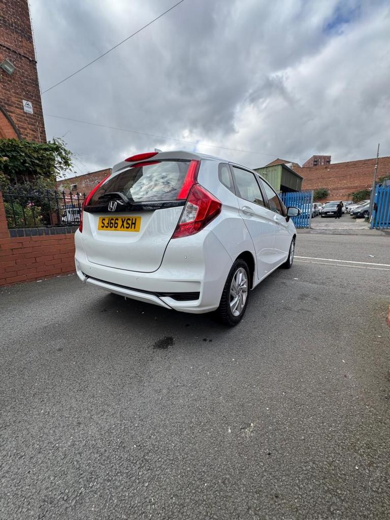 2016 Honda Jazz 1.3 SE 5dr HATCHBACK Petrol Manual