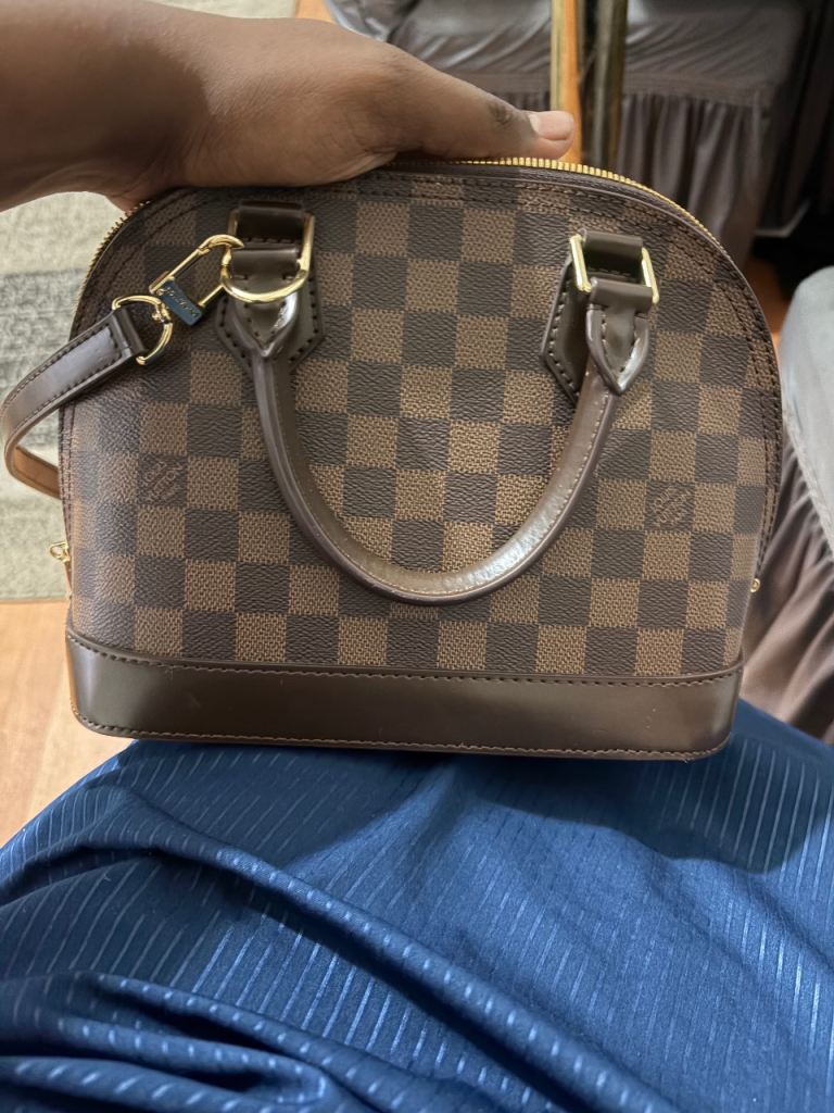 Lv bag looks exactly like a real very good quality 
