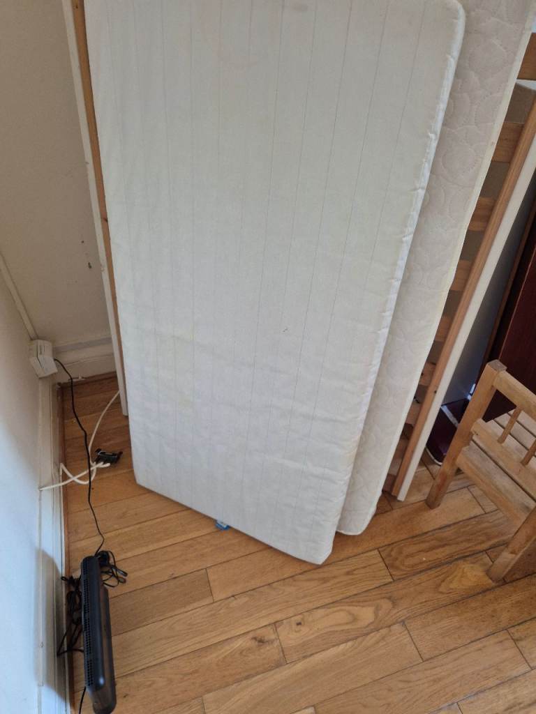 Free cot mattress 