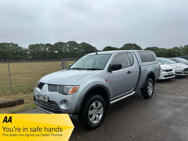 2008 Mitsubishi L200 Club Cab DI-D 4Work 4WD 134Bhp NA DIESEL Manual