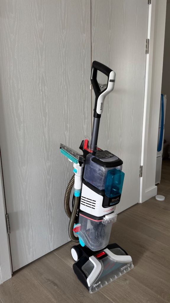 Shark Carpet cleaner EX200UK