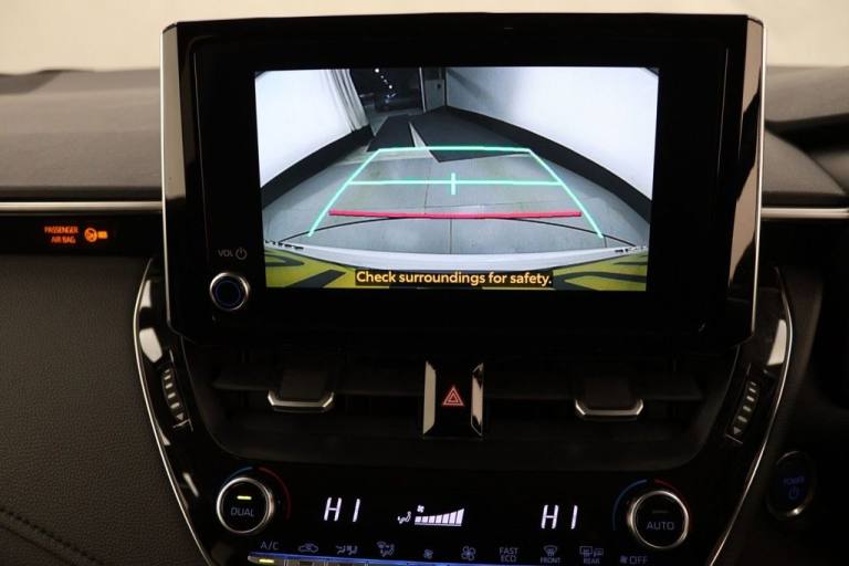 2022 Toyota Corolla 1.8 VVT-h GPF Design Saloon 4dr Petrol Hybrid CVT Euro 6 (s/s) (122 ps) Saloo...