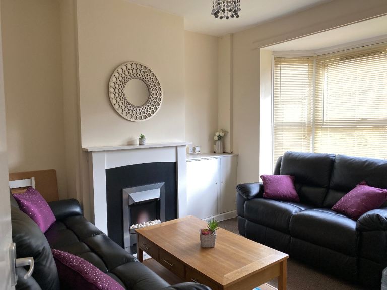 2 bedroom 2 living house for swap