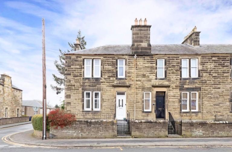 John Street Penicuik 2 bed to rent 