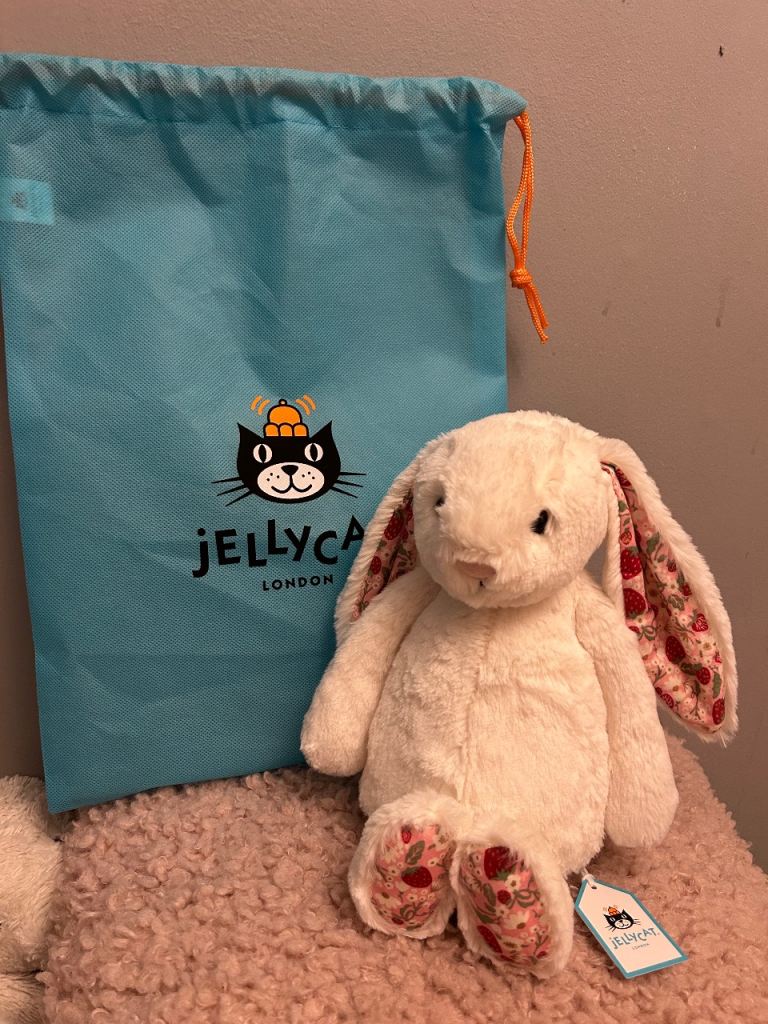 Jellycat cream blossom bunny BRAND NEW with tags
