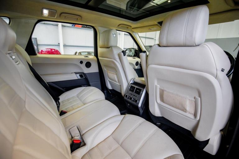 2017 Land Rover Range Rover Sport 5.0 V8 S/C Autobiography Dynamic 5dr Auto ESTATE PETROL Automatic