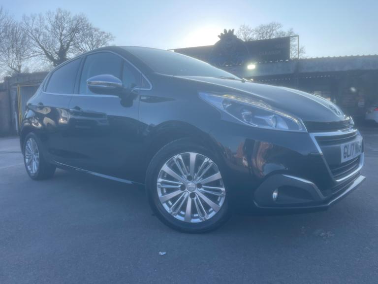 2017 Peugeot 208 1.2 PureTech 82 Allure 5dr HATCHBACK Petrol Manual