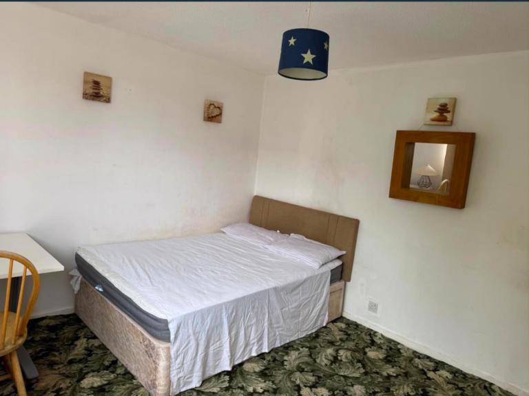 Double room for rent