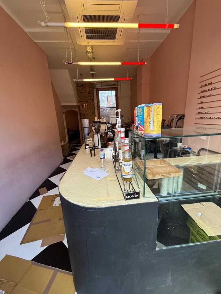 Studio/ fashion / cafe - For rent 