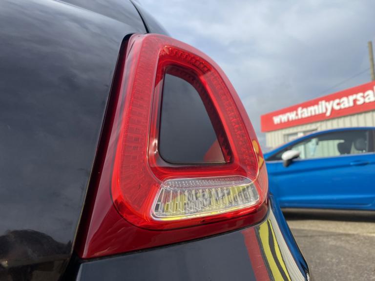 FIAT 500 1.2 POPSTAR LOVELY CONDITION LOW MILEAGE NEW CAMBELT KIT SERVICE ANDMOT