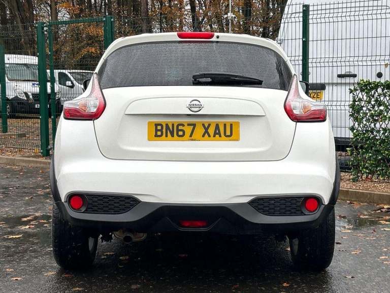 2017 Nissan Juke 1.2 DIG-T N-Connecta SUV 5dr Petrol Manual Euro 6 (s/s) (115 ps) SUV PETROL Manual