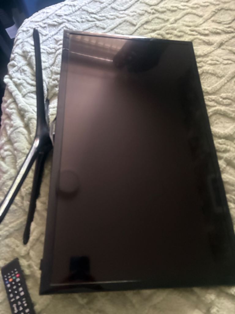 32” Samsung smart tv