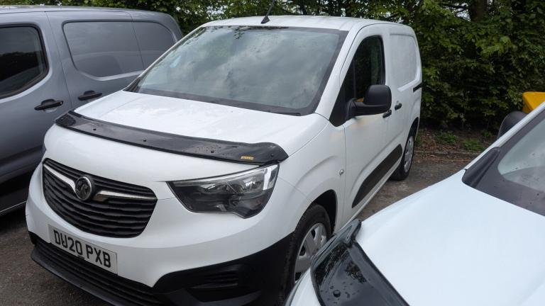 2020 Vauxhall Combo 2000 1.5 Turbo D 100ps H1 Sportive Van PANEL VAN Diesel Manual