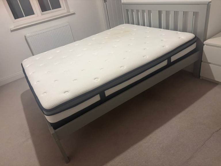 King size bed frame grey (+ mattress)