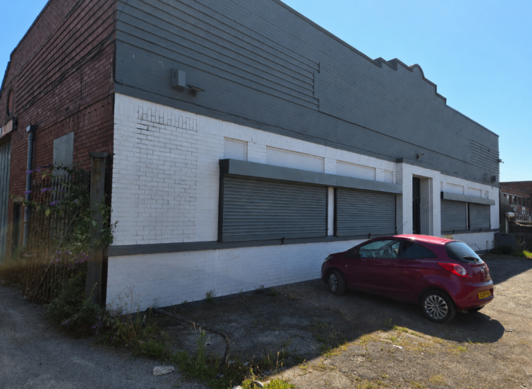 Industrial Unit with Office TO RENT in Liverpool