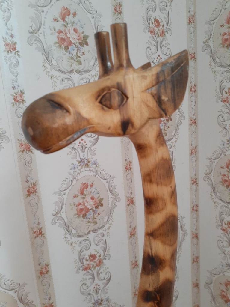 Wooden Giraffe Figure Set - Mother and Baby Pair