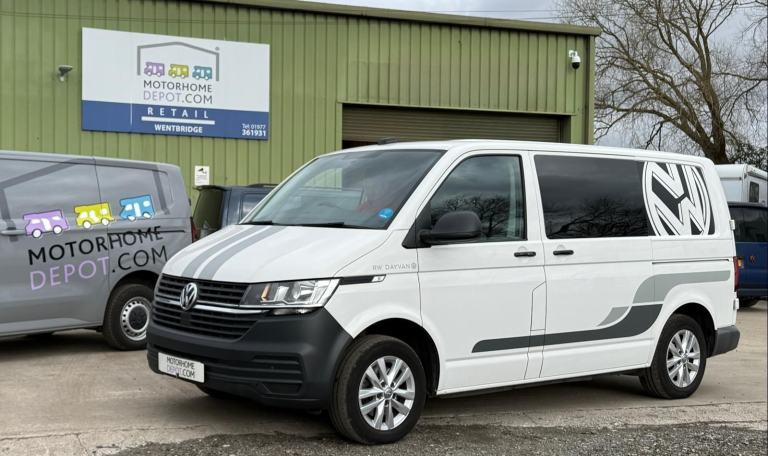 VW 6.1 TRANSPORTER DAY VAN/CAMPER