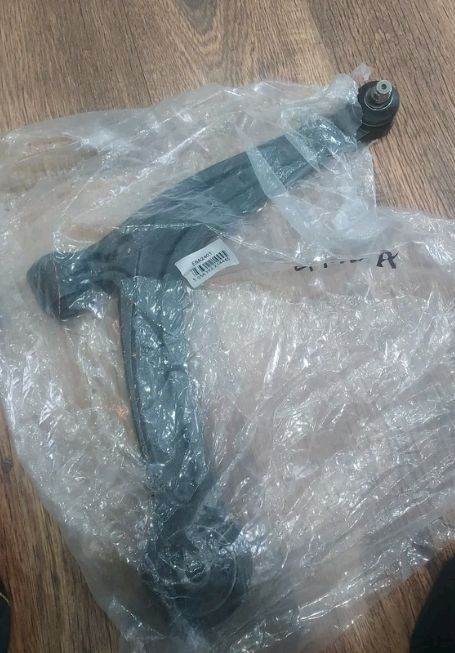 Pair of lower wishbone swingarms to fit mk 2 ford Ka or fiat 500