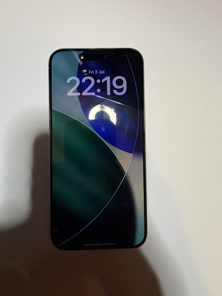 Apple iPhone 15 Pro max Silver, perfect condition