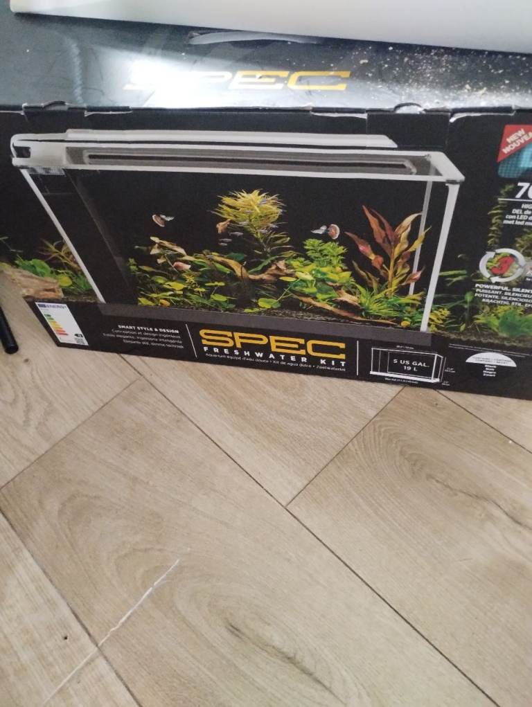 Fluval spec and heater 