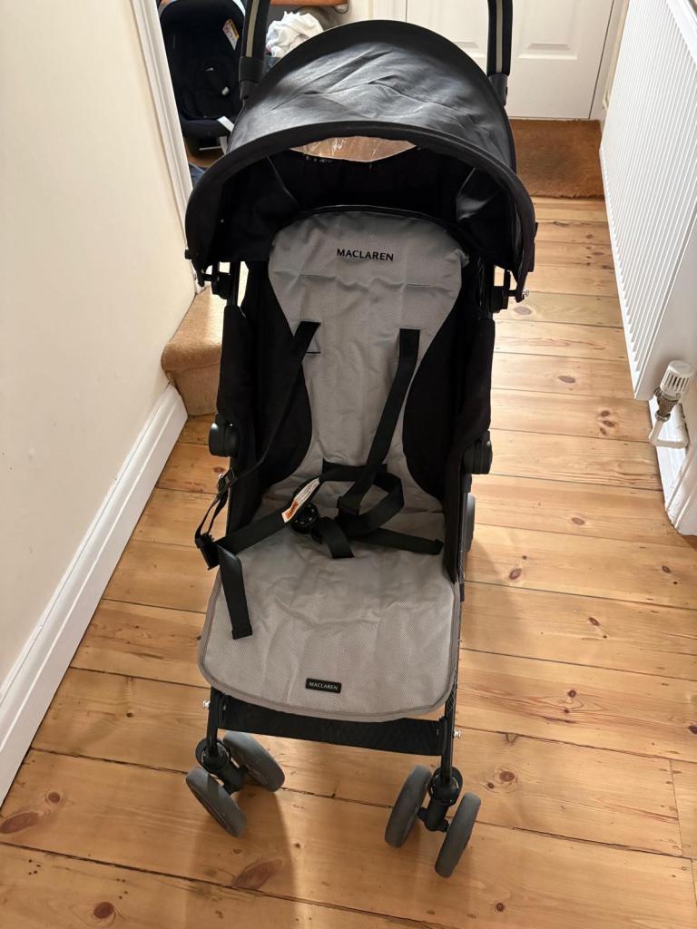 Maclaren Pushchair & Rain Cover – Excellent Condition