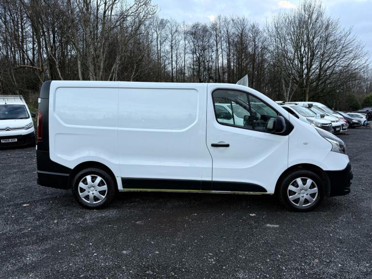 2019 Renault Trafic SL27 dCi 120 Business Van, Euro 6 , No VAT PANEL VAN Diesel Manual