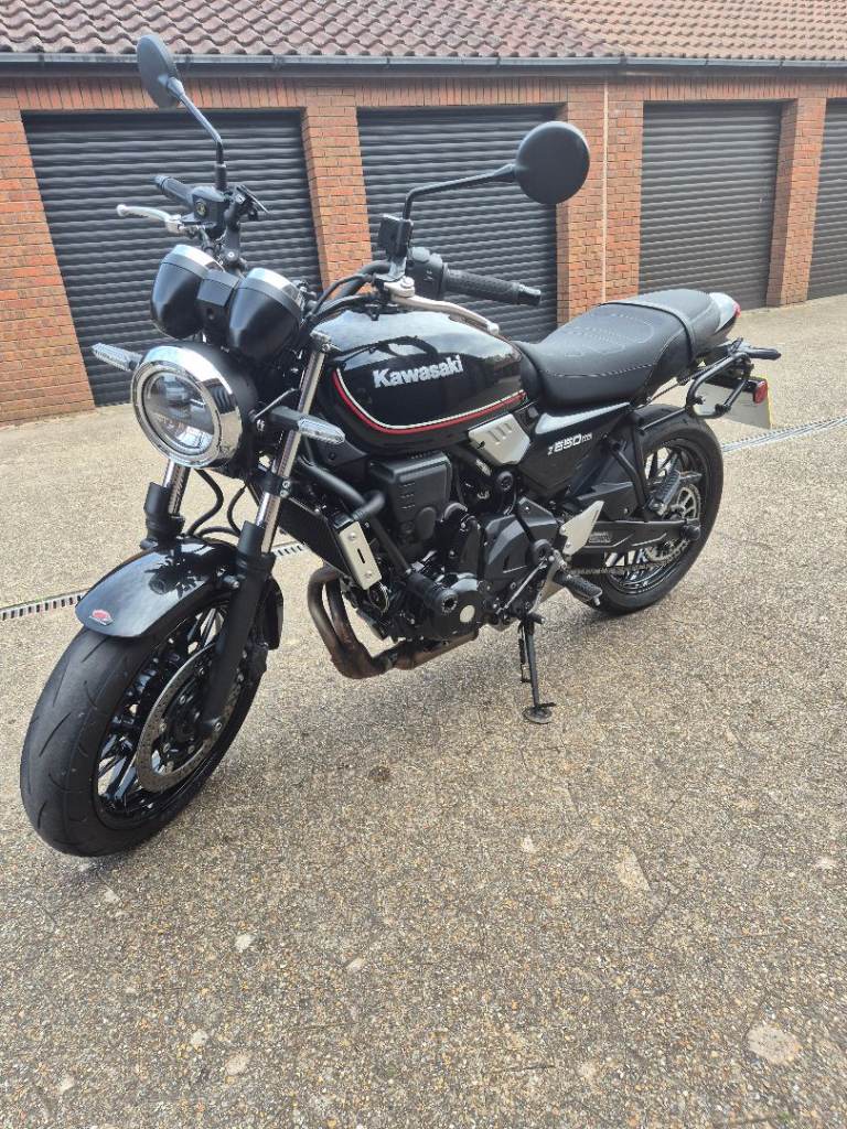 Kawasaki, Z650RS (2024) FSH, Heated Grips & Panniers