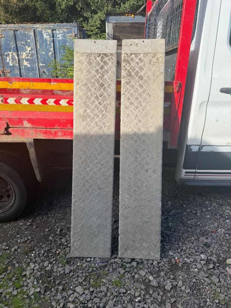 trailer ramps 