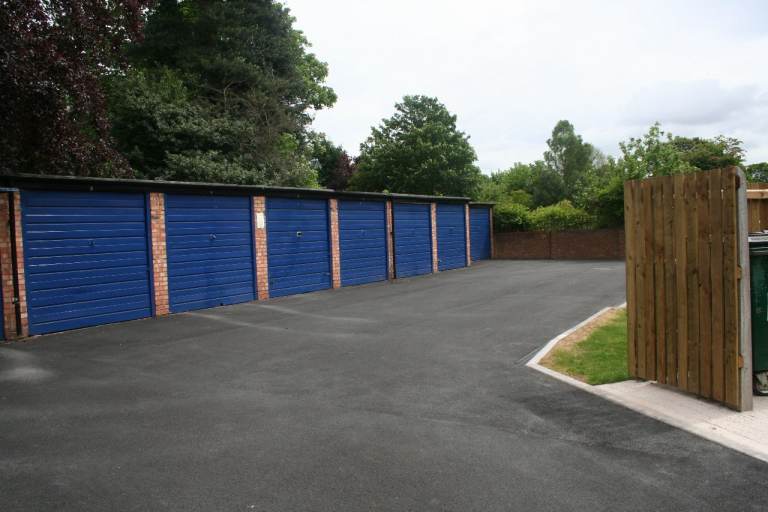 Secure garage to rent Erdington  B24 OAS