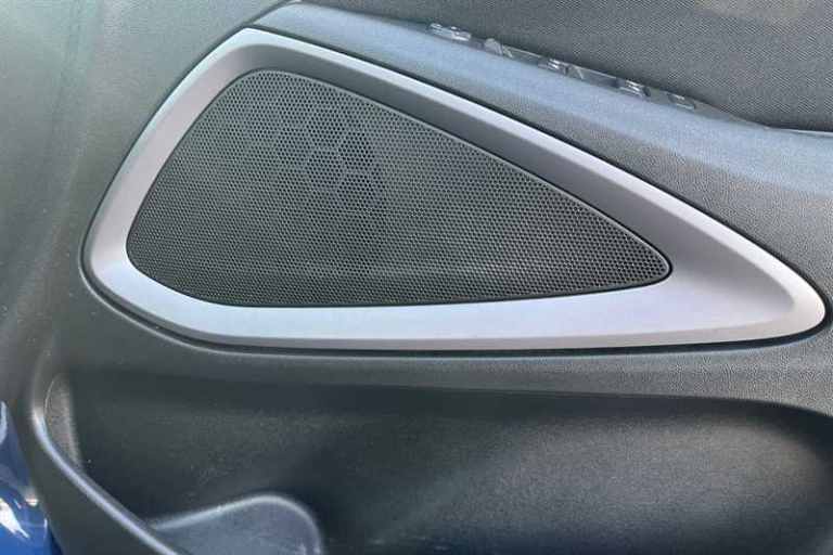 2022 Vauxhall Crossland 1.2 Design 5dr HATCHBACK PETROL Manual