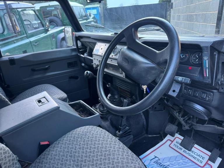 2000 Land Rover Defender Hard Top Td5 PANEL VAN DIESEL Manual