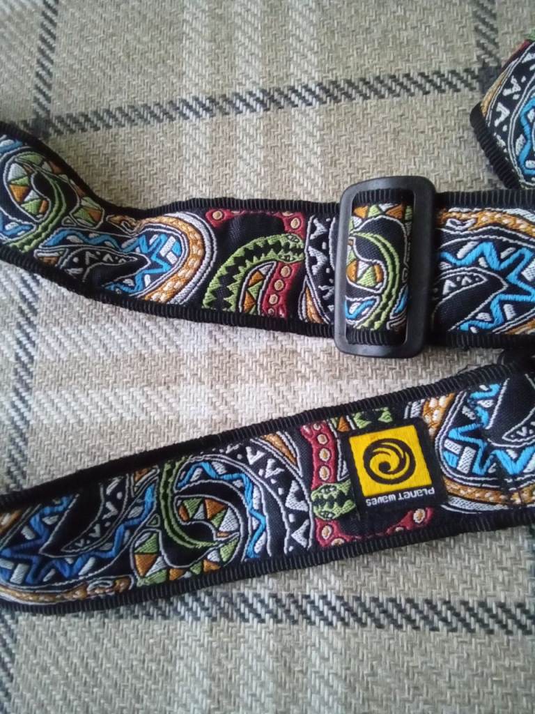 Guitar strap,ex cond