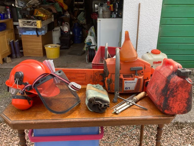 Hursqvarna 61 power saw