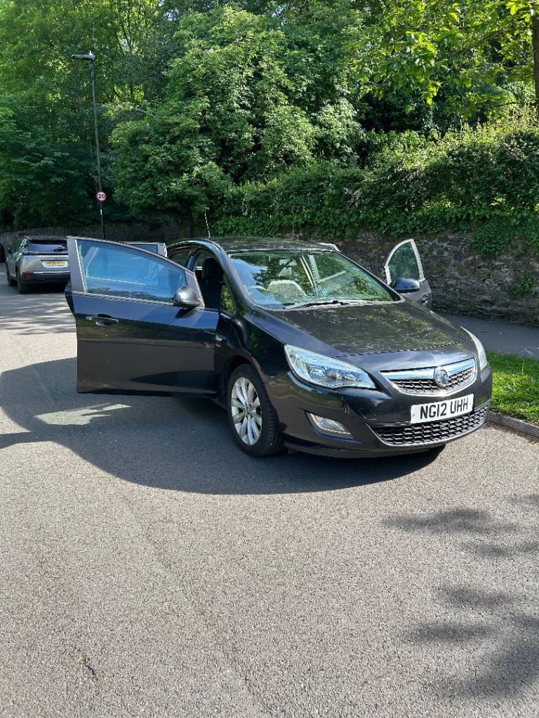 Vauxhall, ASTRA, Hatchback, 2012, Manual, 1598 (cc), 5 doors