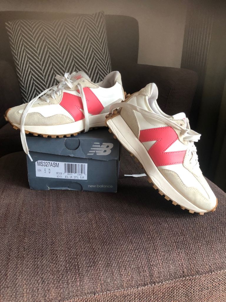 New balance woman/kids trainers 