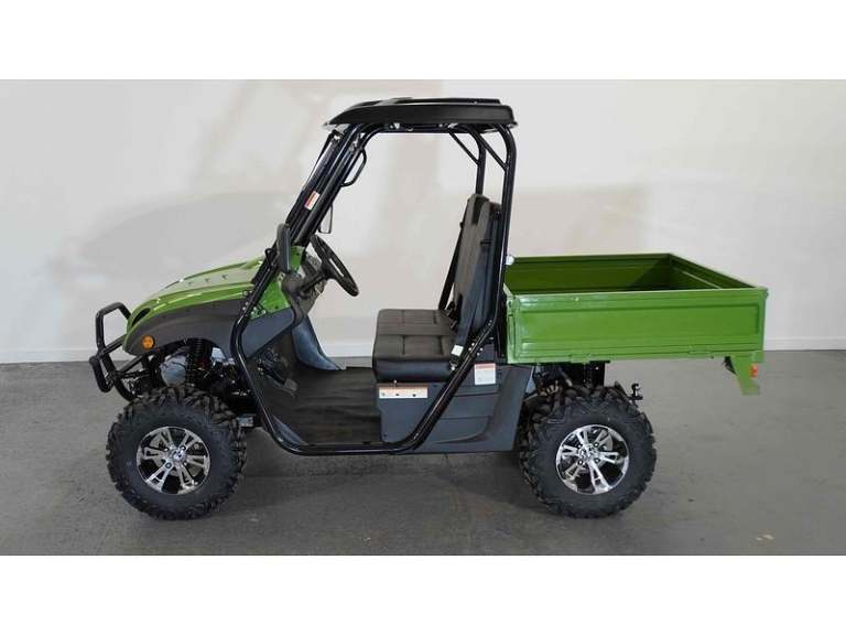 Electric Wheels Nipper Lite 4x4 UTV Gator