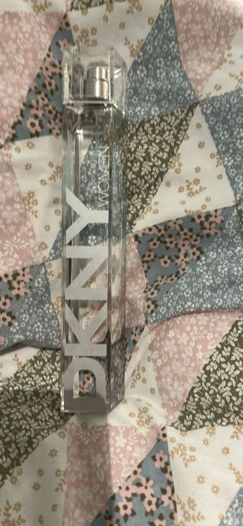 DKNY WOMEN Eau de Parfum – Full Bottle, As Good As New