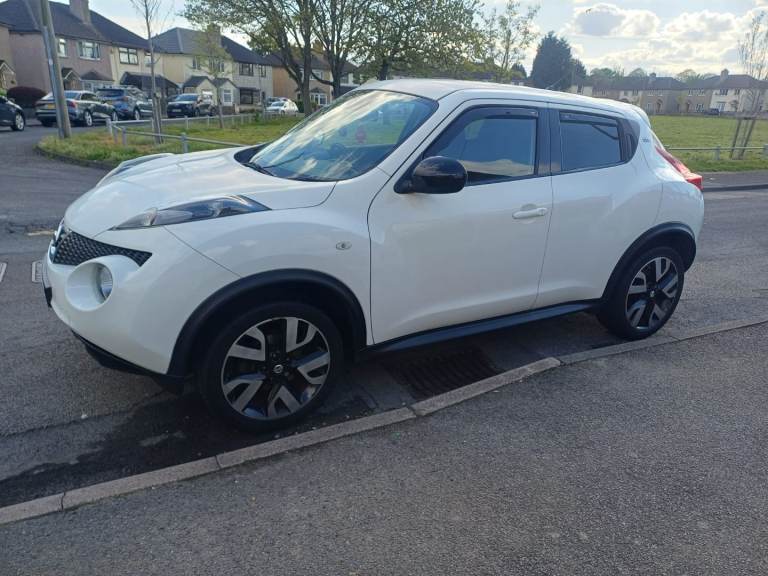 Nissan, JUKE, Hatchback, 2013, Manual, 1598 (cc), 5 doors