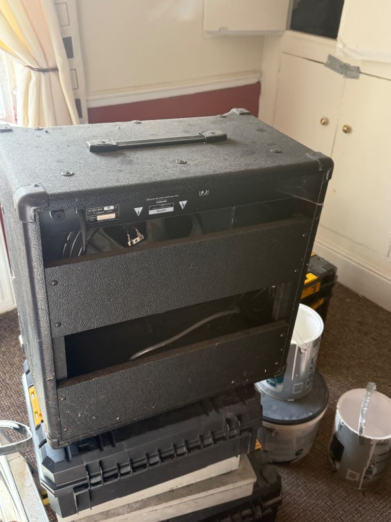 FORCE Guitar Amplifier – Fair Condition, Black, £55.00 for Sale