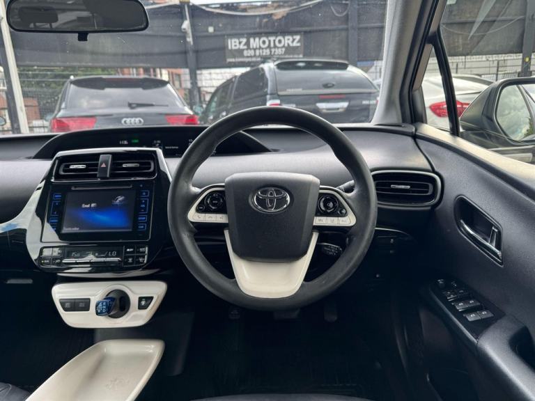 2016 Toyota Prius 1.8 VVT-h Active CVT Euro 6 (s/s) 5dr Hatchback Petrol/Ele Automatic