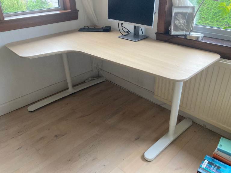 IKEA BEKANT corner desk