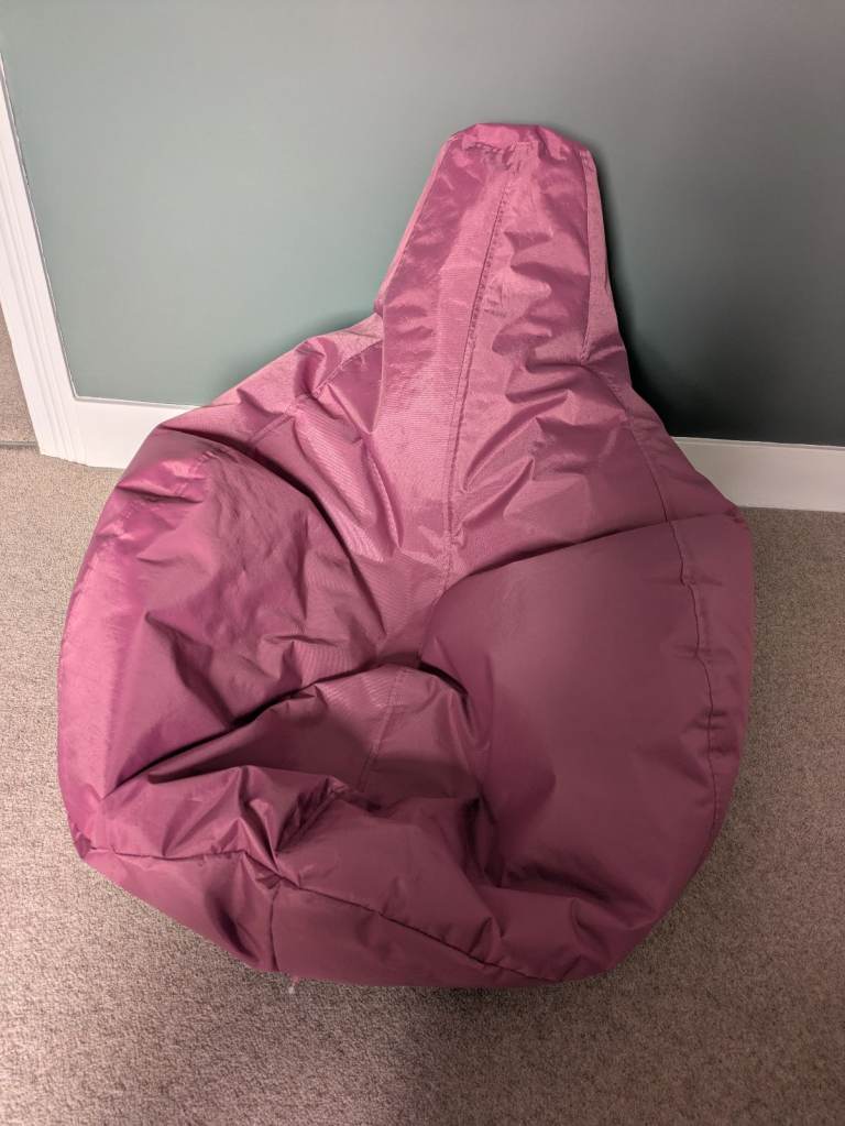 Indoor-Outdoor Recliner / Gaming Bean Bag - Pink