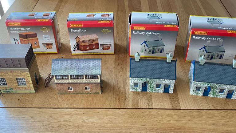 Hornby Model Railway Buildings