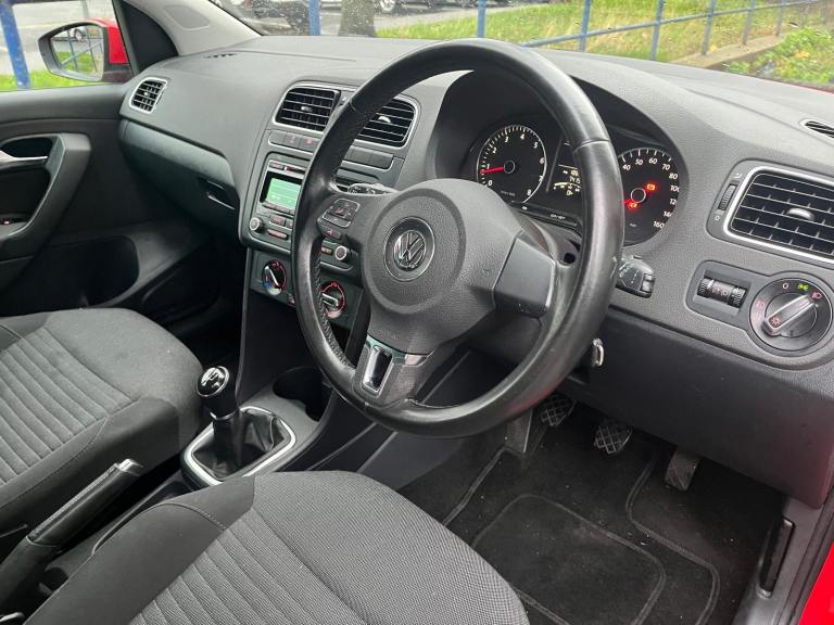 Volkswagen, POLO, Hatchback, 2013, Manual, 1390 (cc), 5 doors