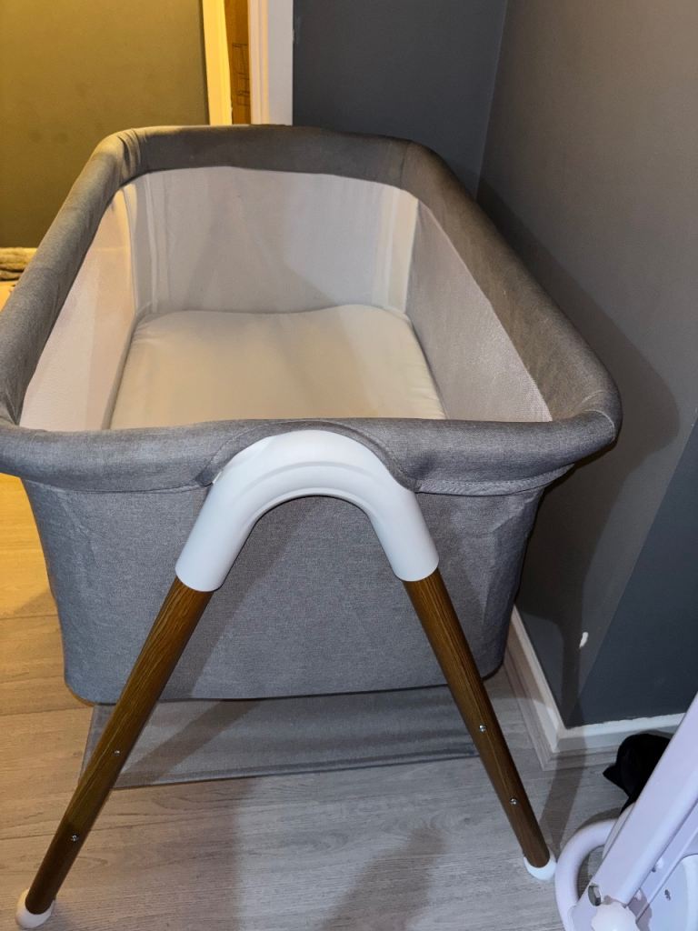 Snooze crib