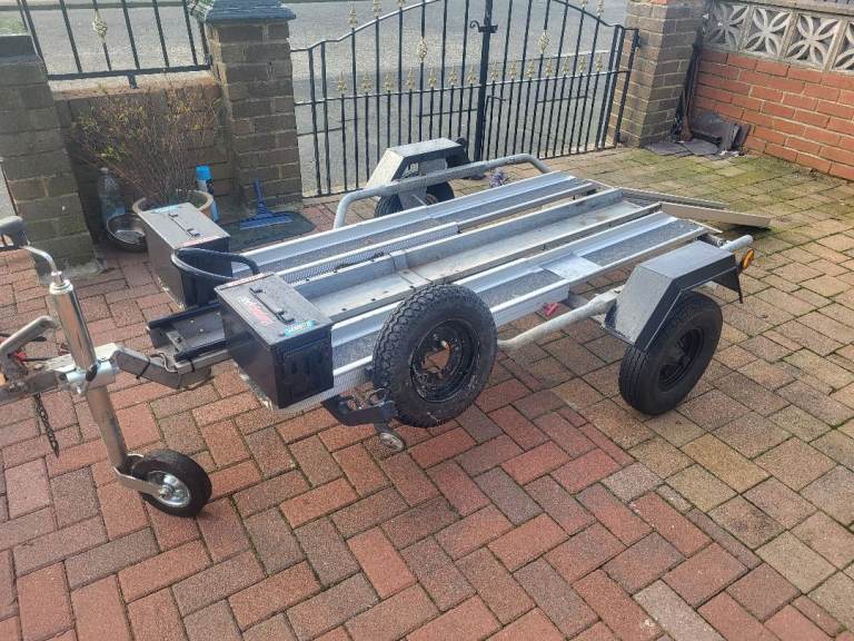 Motorbike trailer 