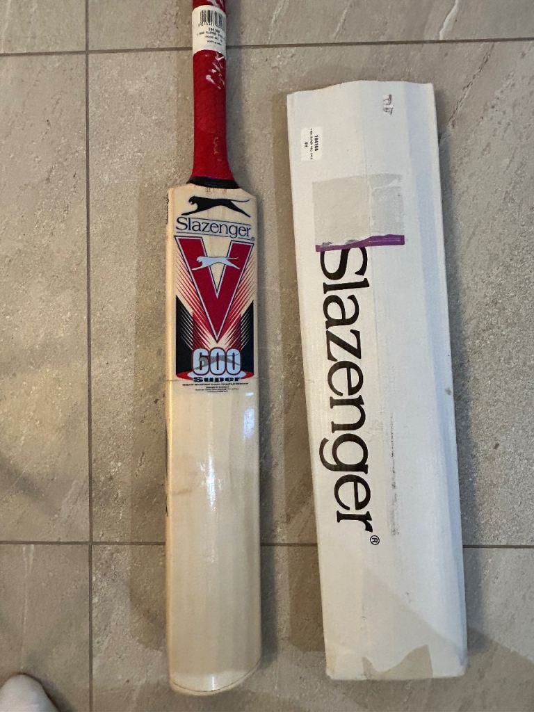 Cricket Bat - Brand new