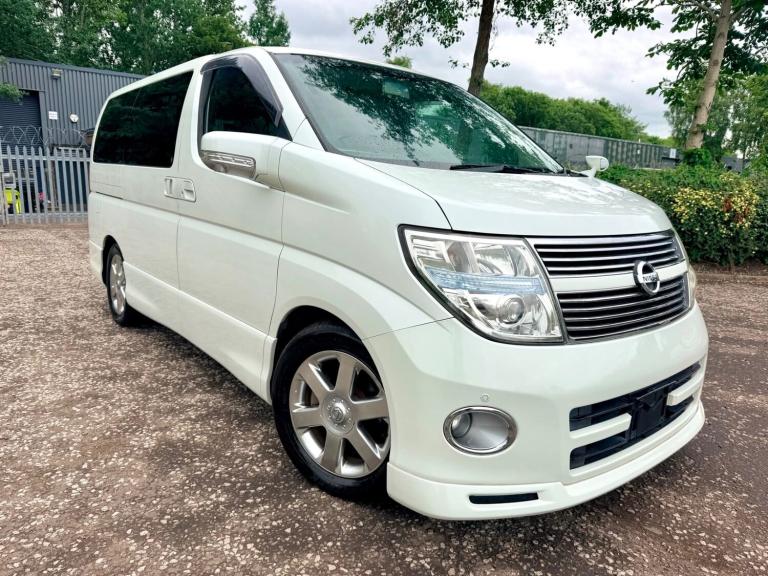 2009 Nissan Elgrand FRESH IMPORT HIGHWAY STAR 3.5 V6 AUTO 8 SEAT MPV LEATHER 4 GRADE ULEZ MPV Pet...