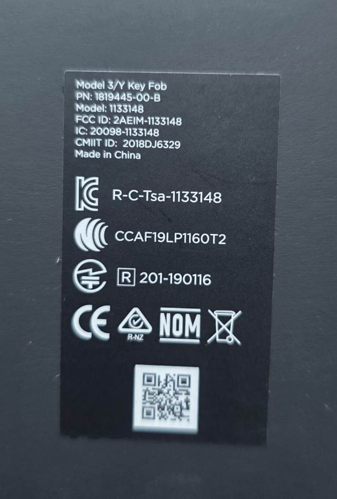 Tesla Model 3/Y Genuine Brand New Boxed Key Fob 1819445-00-B